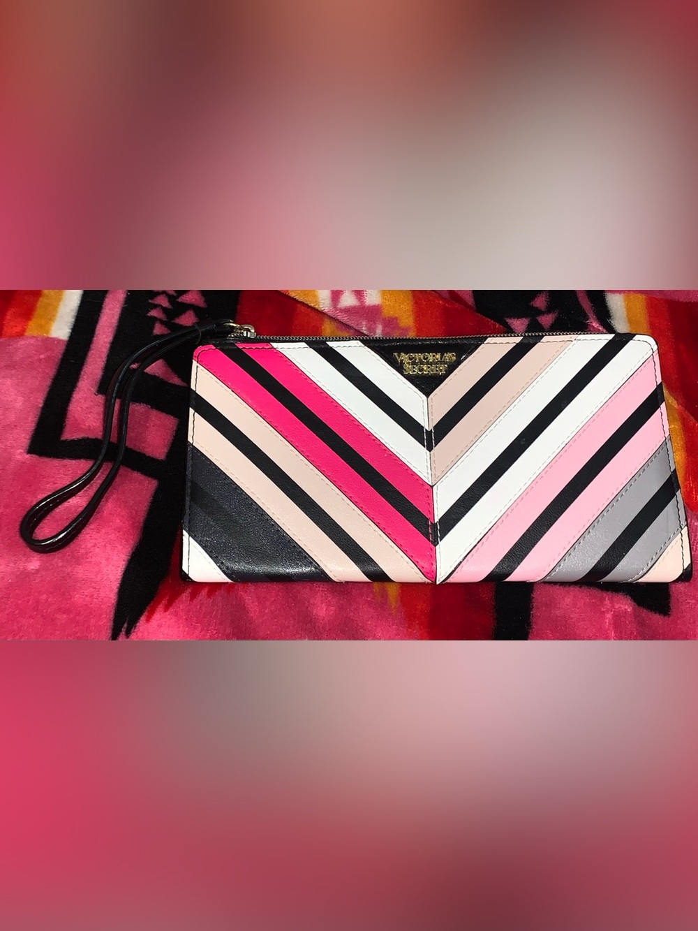 Victoria's Secret Multicolor Chevron Slim Wristlet Wallet